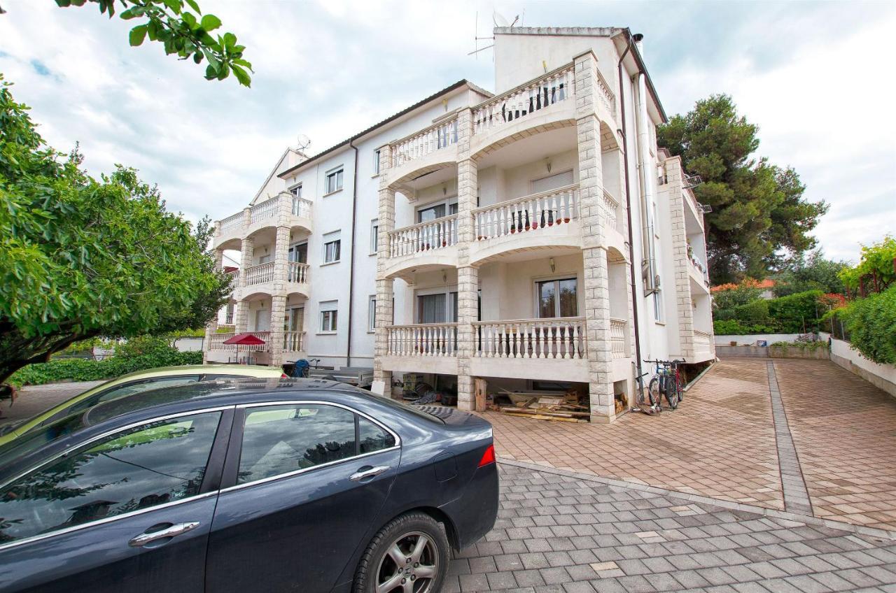 Apartments Marina トロギール エクステリア 写真