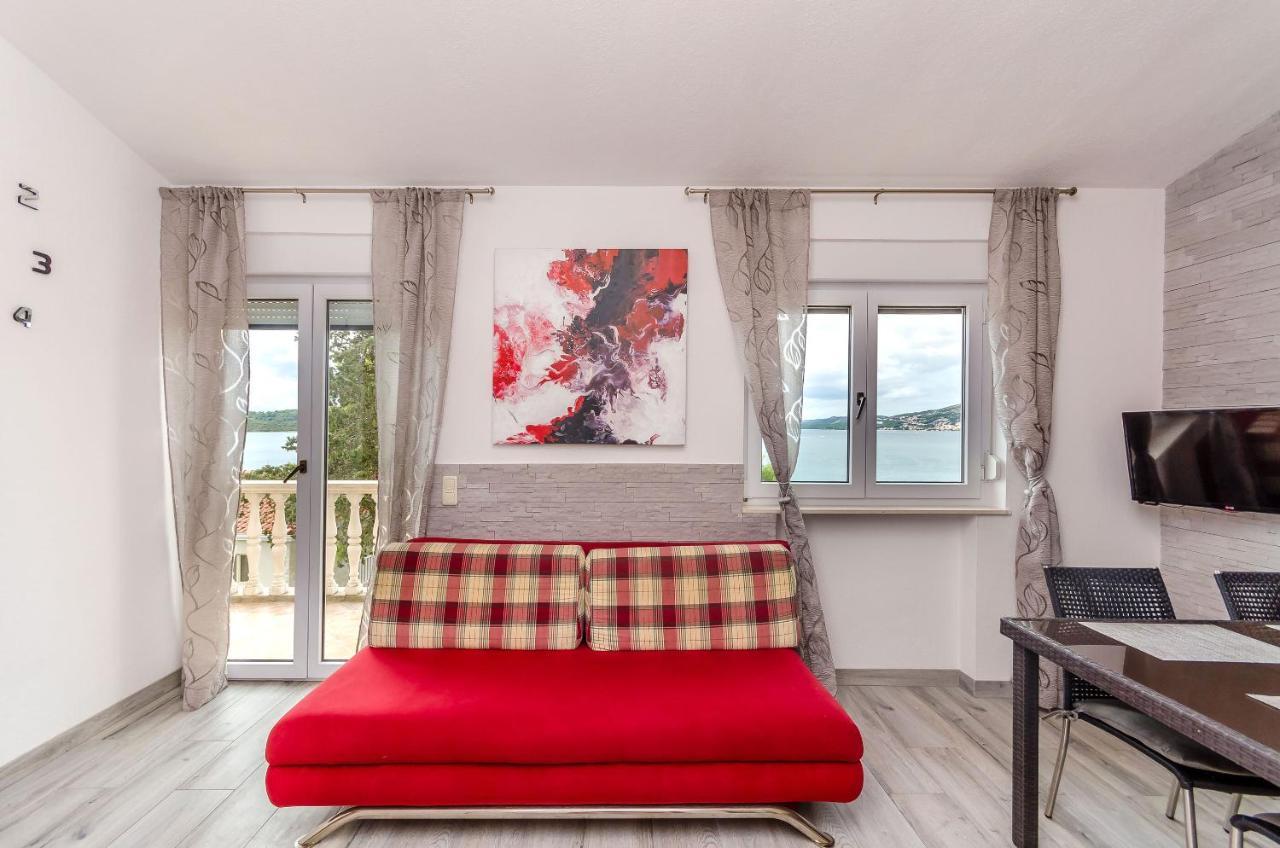 Apartments Marina トロギール エクステリア 写真